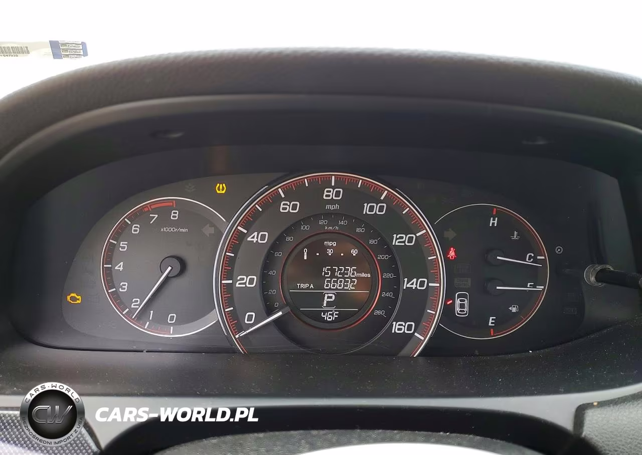 2013 Honda Accord E VIN:1HGCT1B84DA018001 - 9