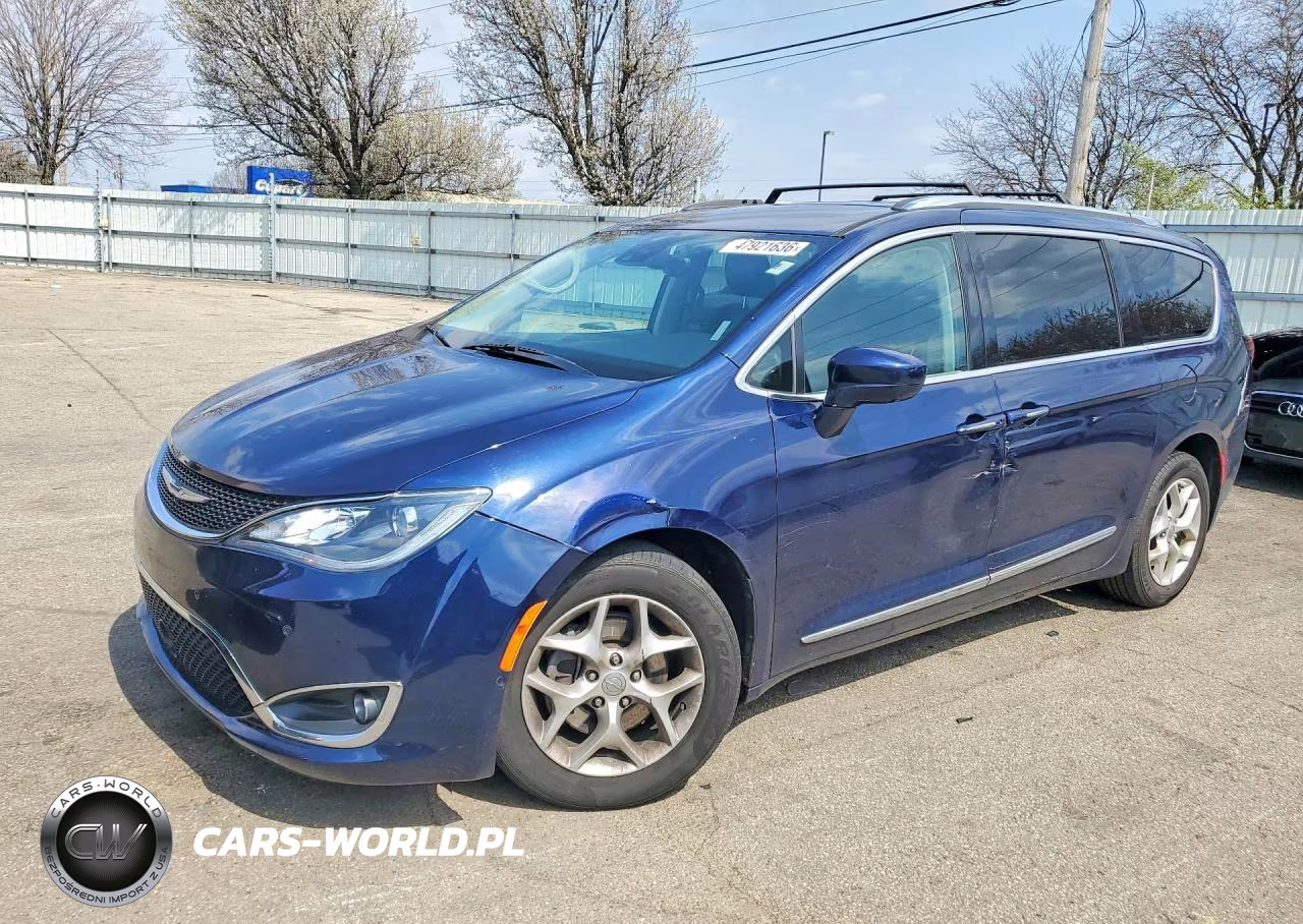 2017 Chrysler Pacifica Touring L Plus VIN:2C4RC1EG4HR579439 - 1