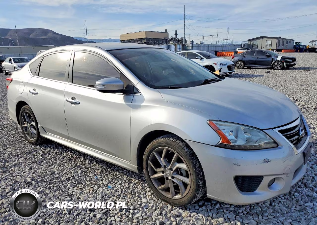 2015 Nissan Sentra Sr VIN:3N1AB7APXFY297976 - 4