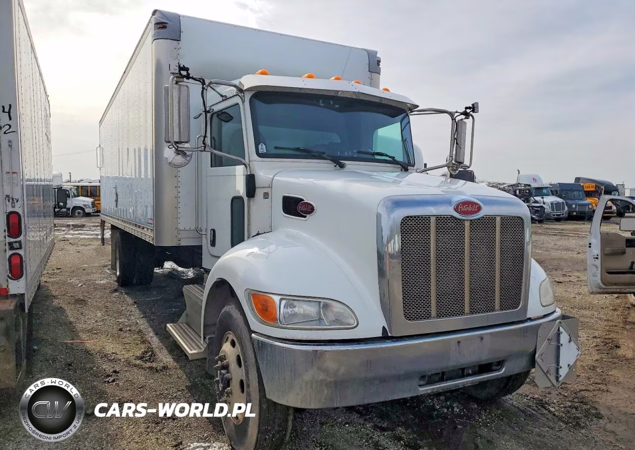 2016 Peterbilt 337 Box Truck