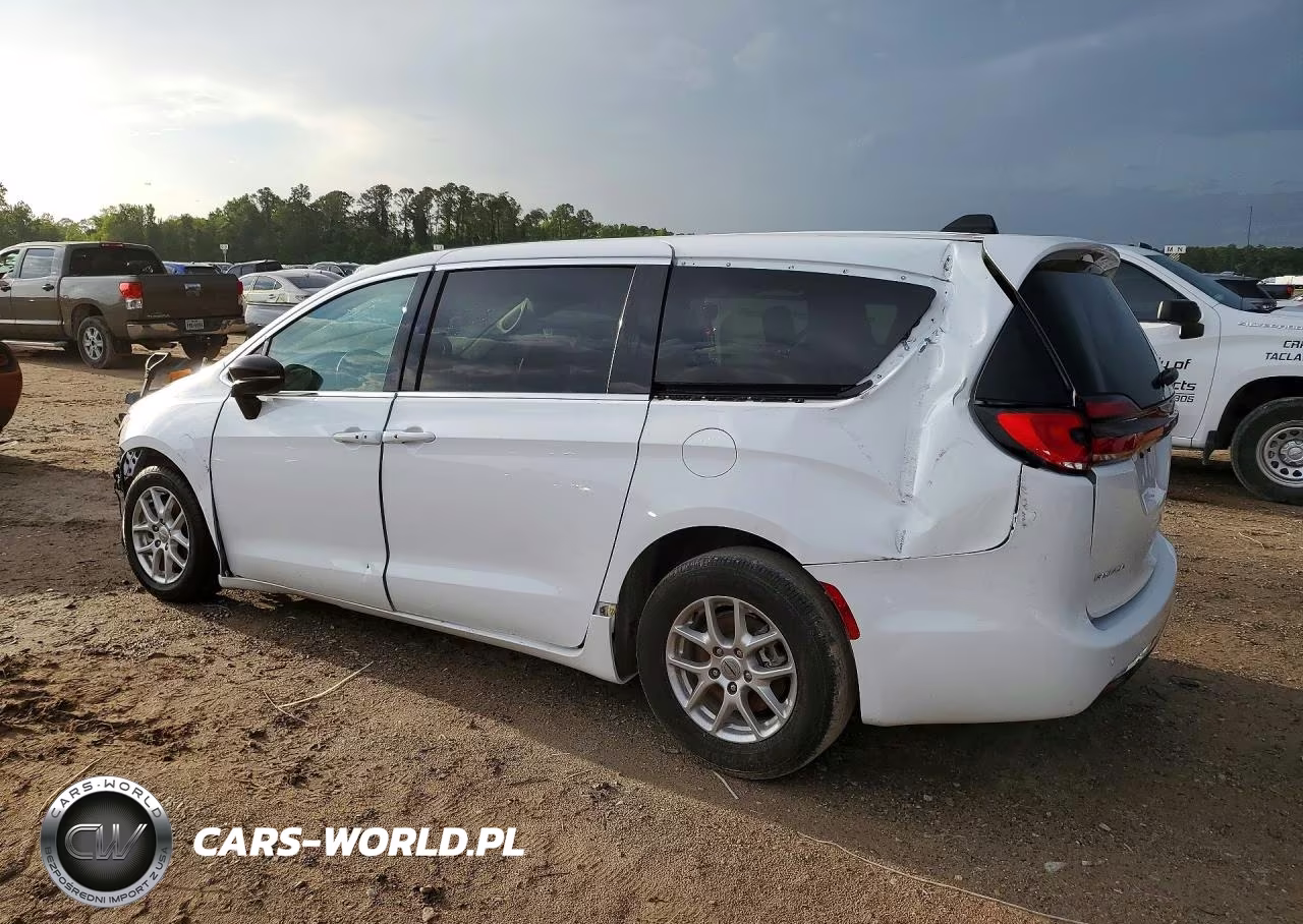 2024 Chrysler Pacifica Touring L VIN:2C4RC1BG1RR125218 - 2