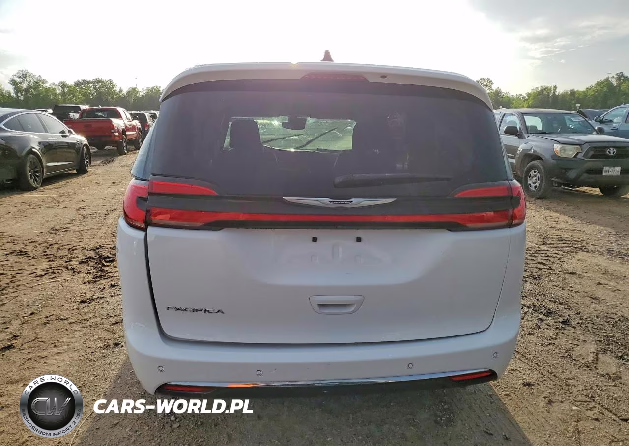 2024 Chrysler Pacifica Touring L VIN:2C4RC1BG1RR125218 - 6