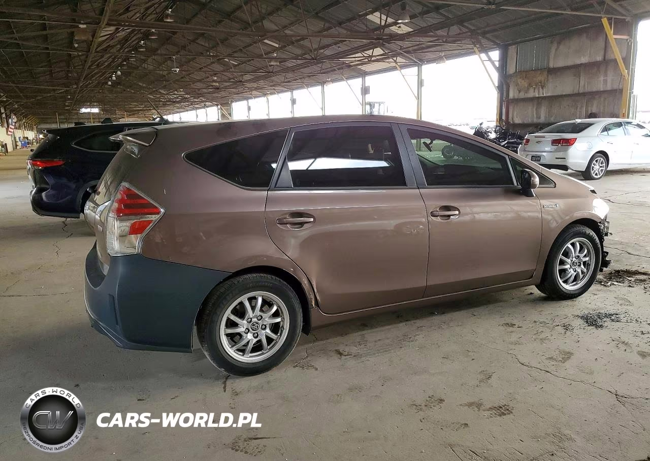 2016 Toyota Prius V Three VIN:JTDZN3EU8GJ044449 - 3