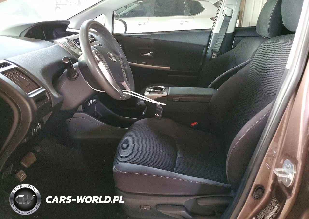 2016 Toyota Prius V Three VIN:JTDZN3EU8GJ044449 - 7