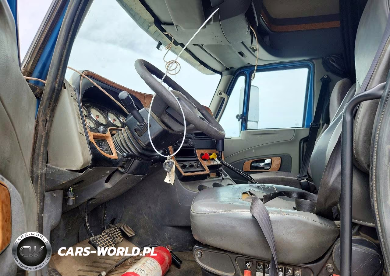 2011 International Lf687 Semi Truck VIN:3HSDJSJR0BN366663 - 9