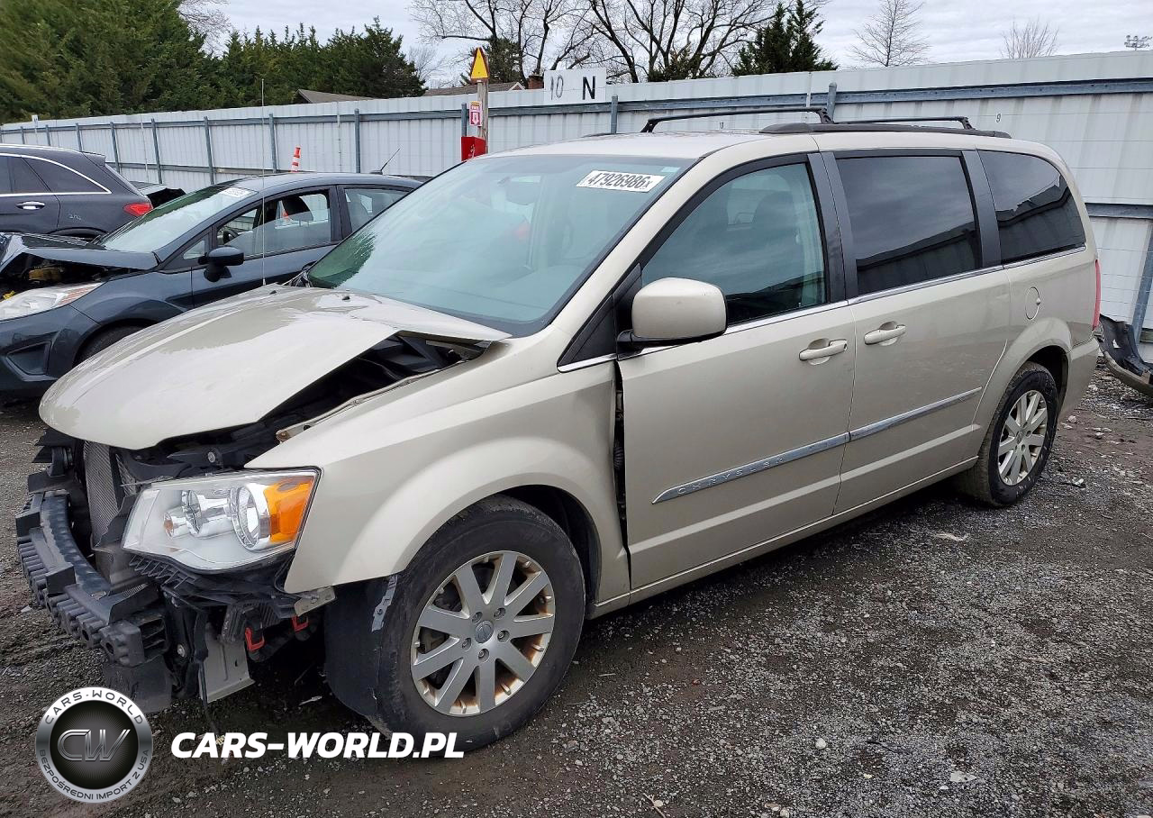 2016 Chrysler Town & Country Touring