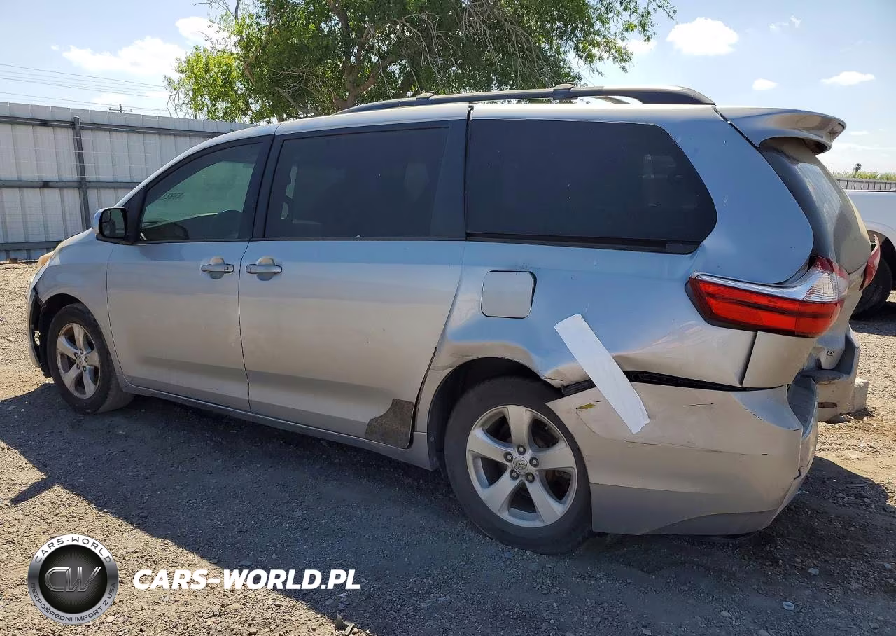 2016 Toyota Sienna VIN:5TDKK3DC5GS696967 - 2