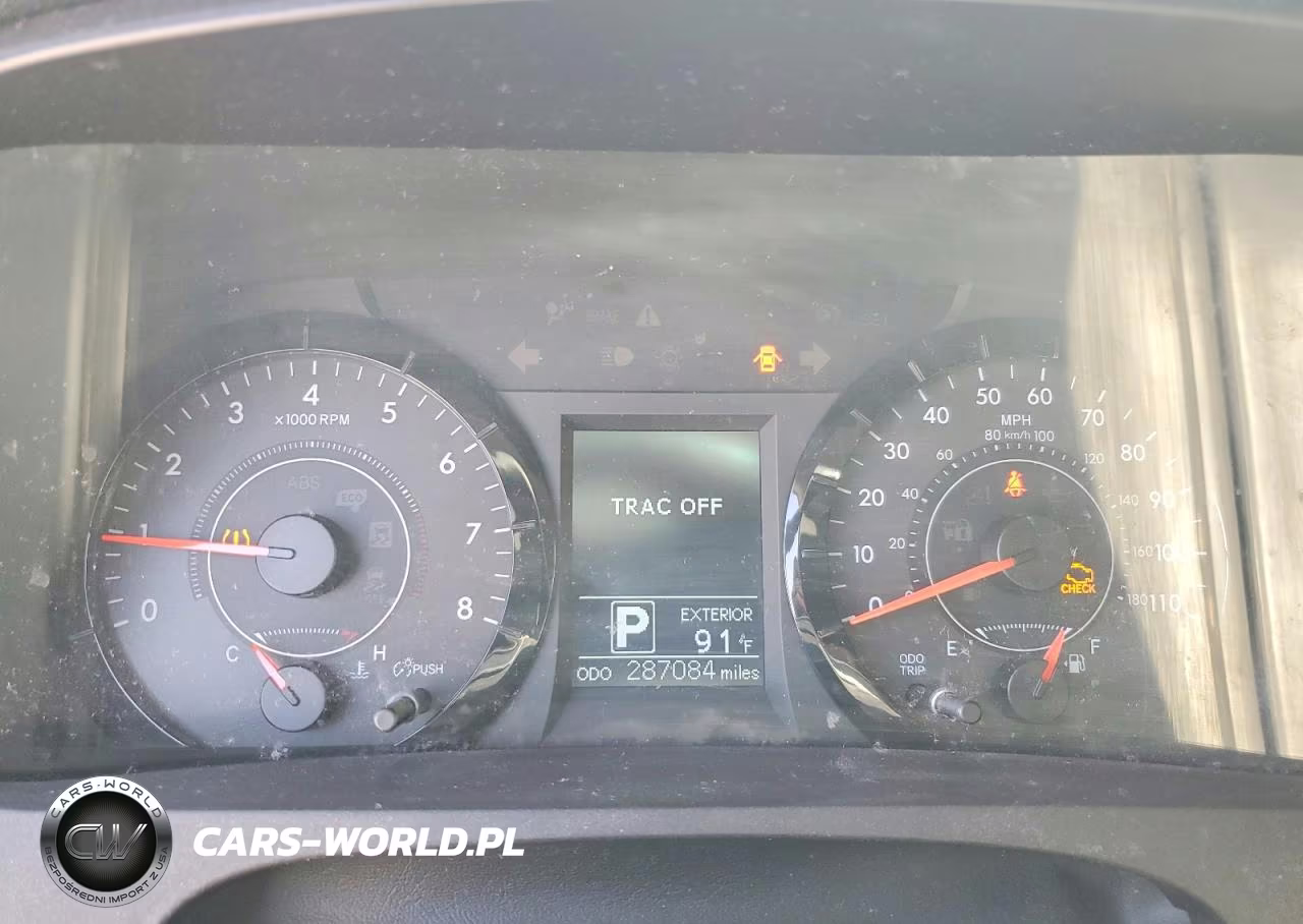 2016 Toyota Sienna VIN:5TDKK3DC5GS696967 - 9