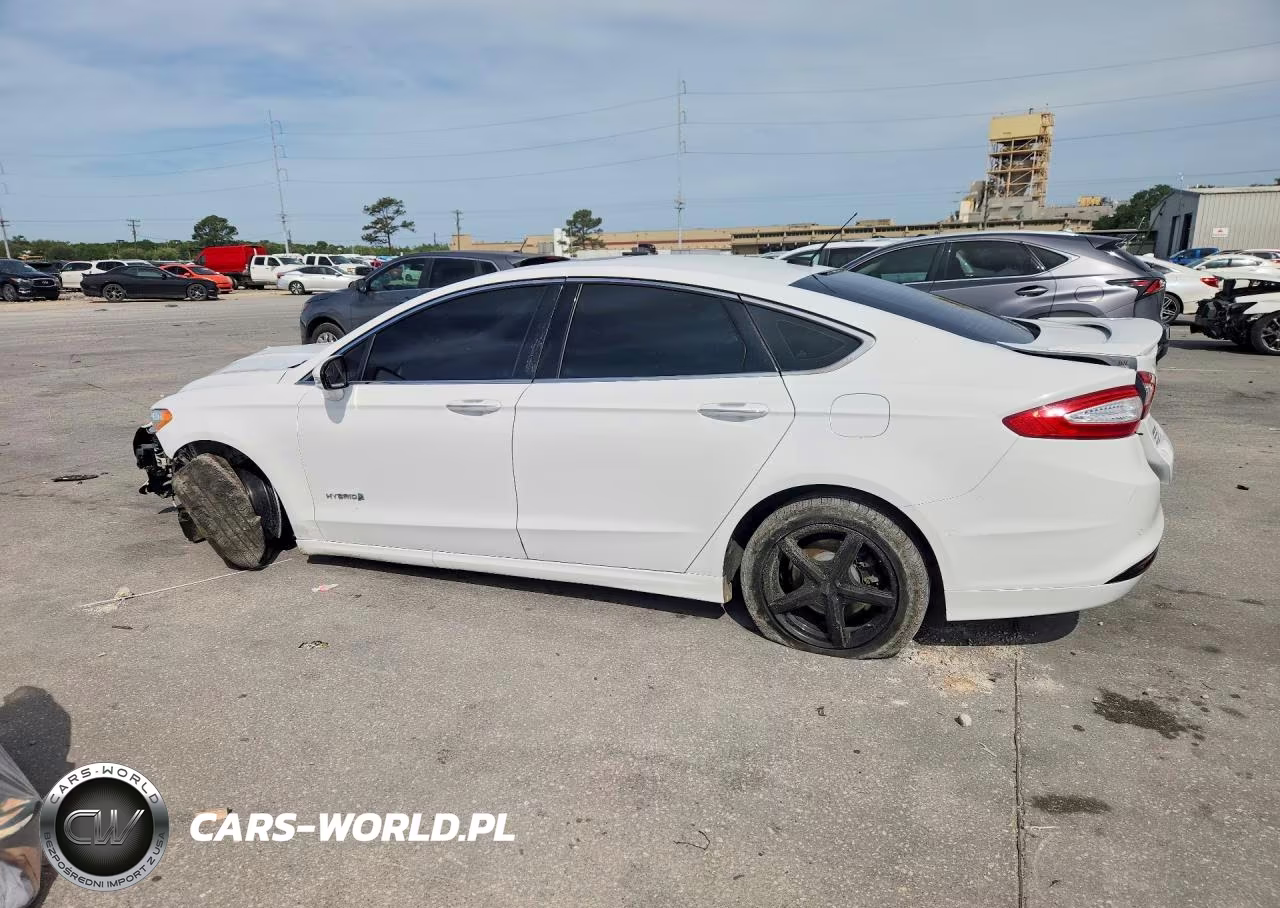 2015 Ford Fusion Titanium Hev VIN:3FA6P0RU7FR114006 - 2