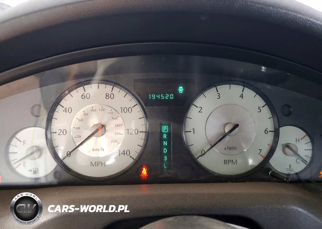 2008 Chrysler 300 VIN:2C3KA43R88H230758 - 9