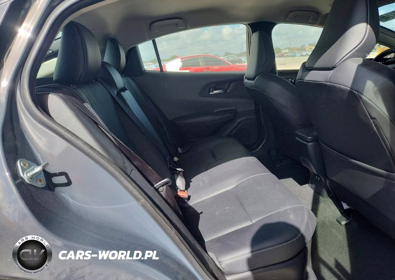 2025 Toyota Prius Xle VIN:JTDACAAU6S3057503 - 10