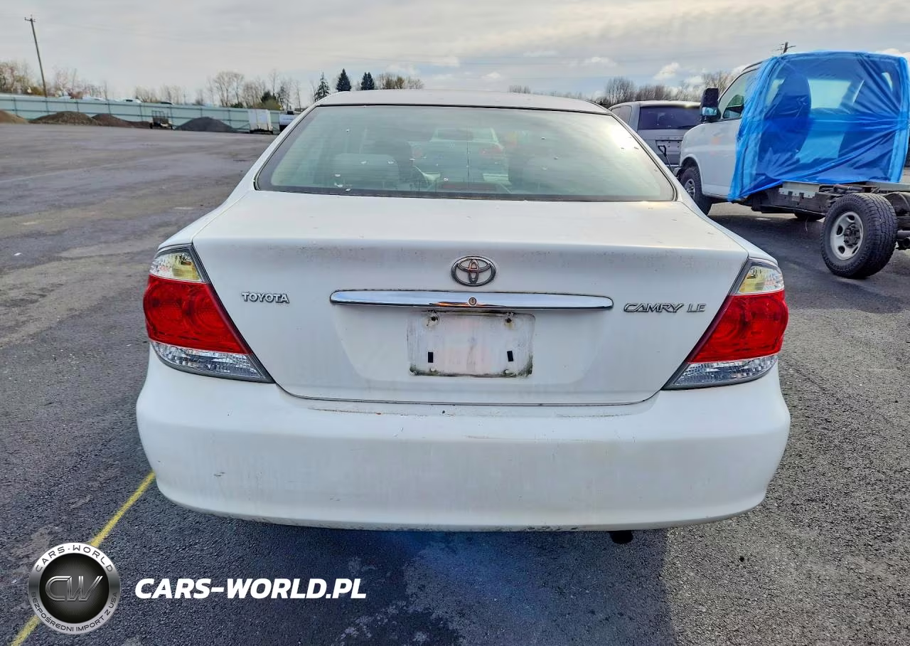 2005 Toyota Camry Le VIN:4T1BE32K15U600399 - 6