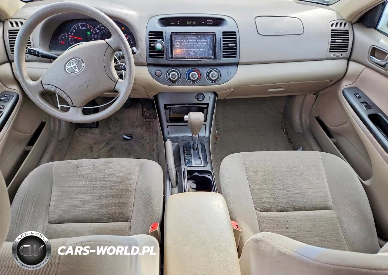 2005 Toyota Camry Le VIN:4T1BE32K15U600399 - 8