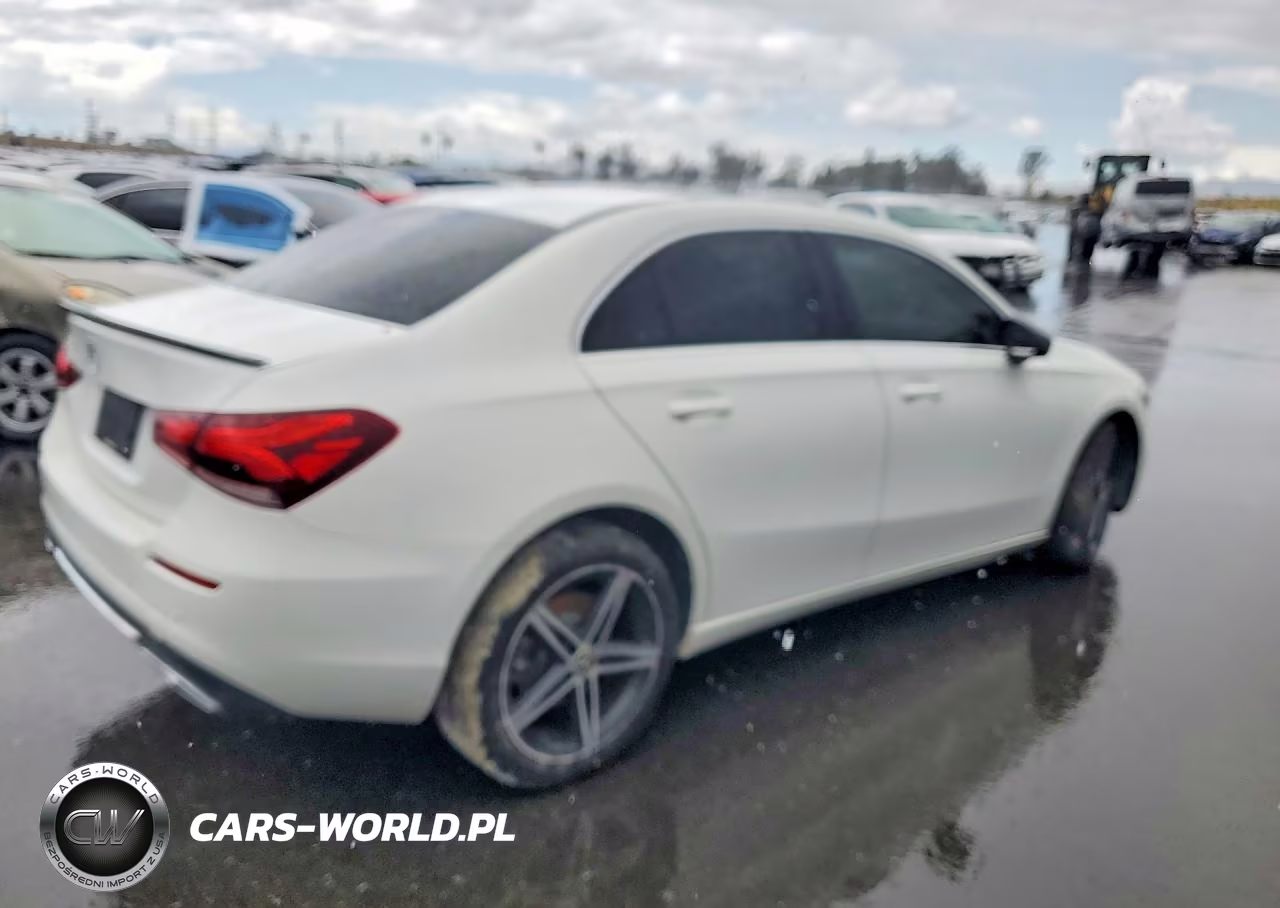 2019 Mercedes-Benz A 220 VIN:WDD3G4EB7KW021119 - 3