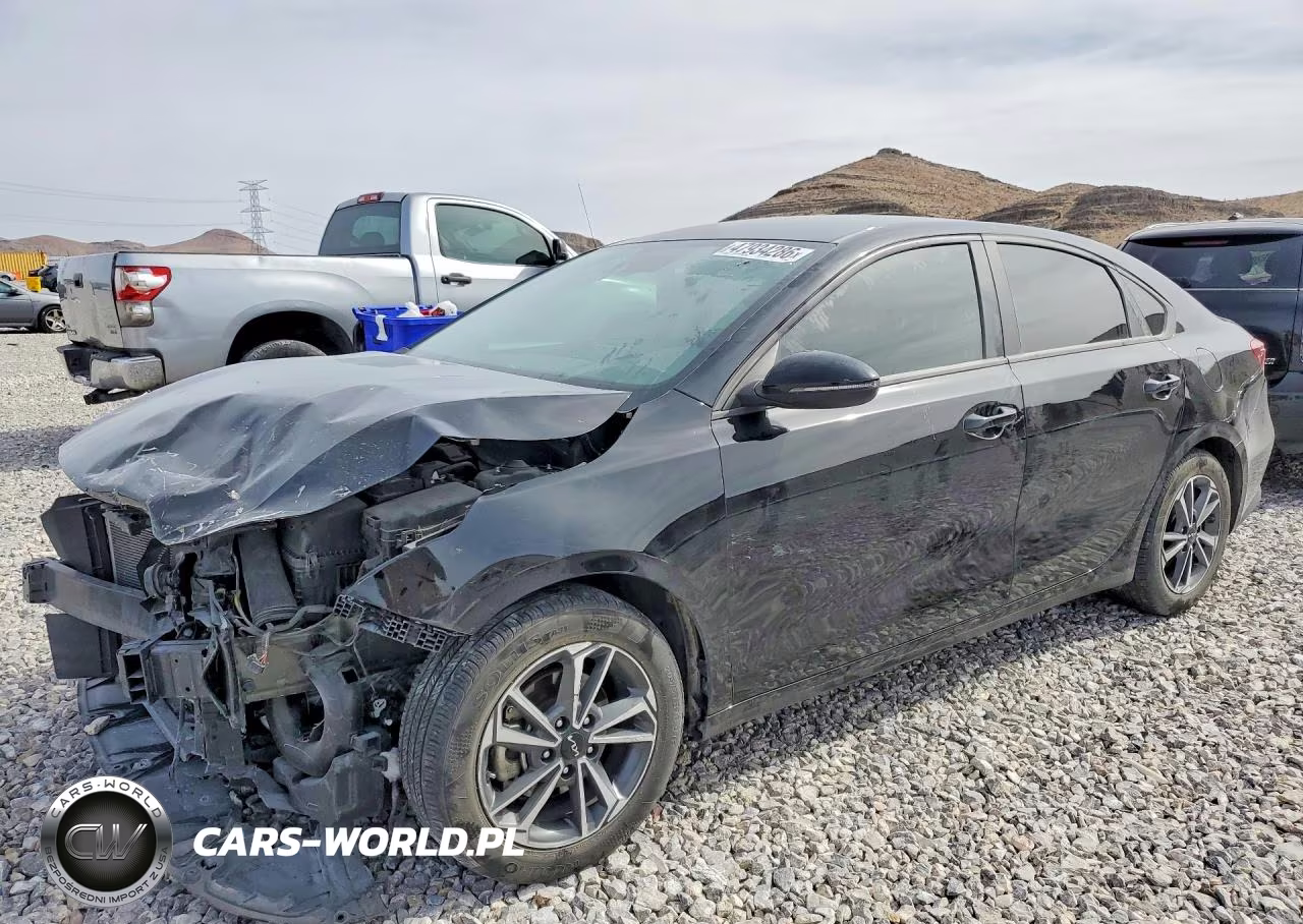 2024 Kia Forte Lxs – zdjęcie 1 z 13