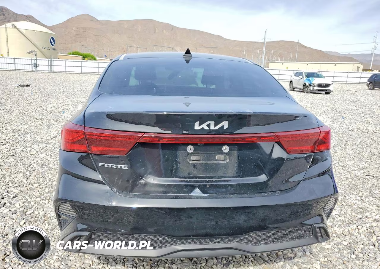 2024 Kia Forte Lxs VIN:3KPF24AD9RE696083 - 6