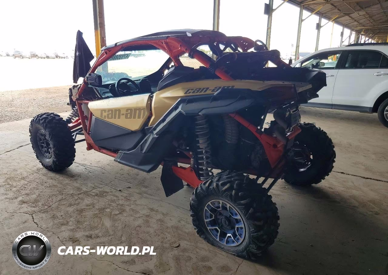 2017 Can-Am Maverick X3 Utility Vehicle VIN:3JBVXAW28HK001288 - 3