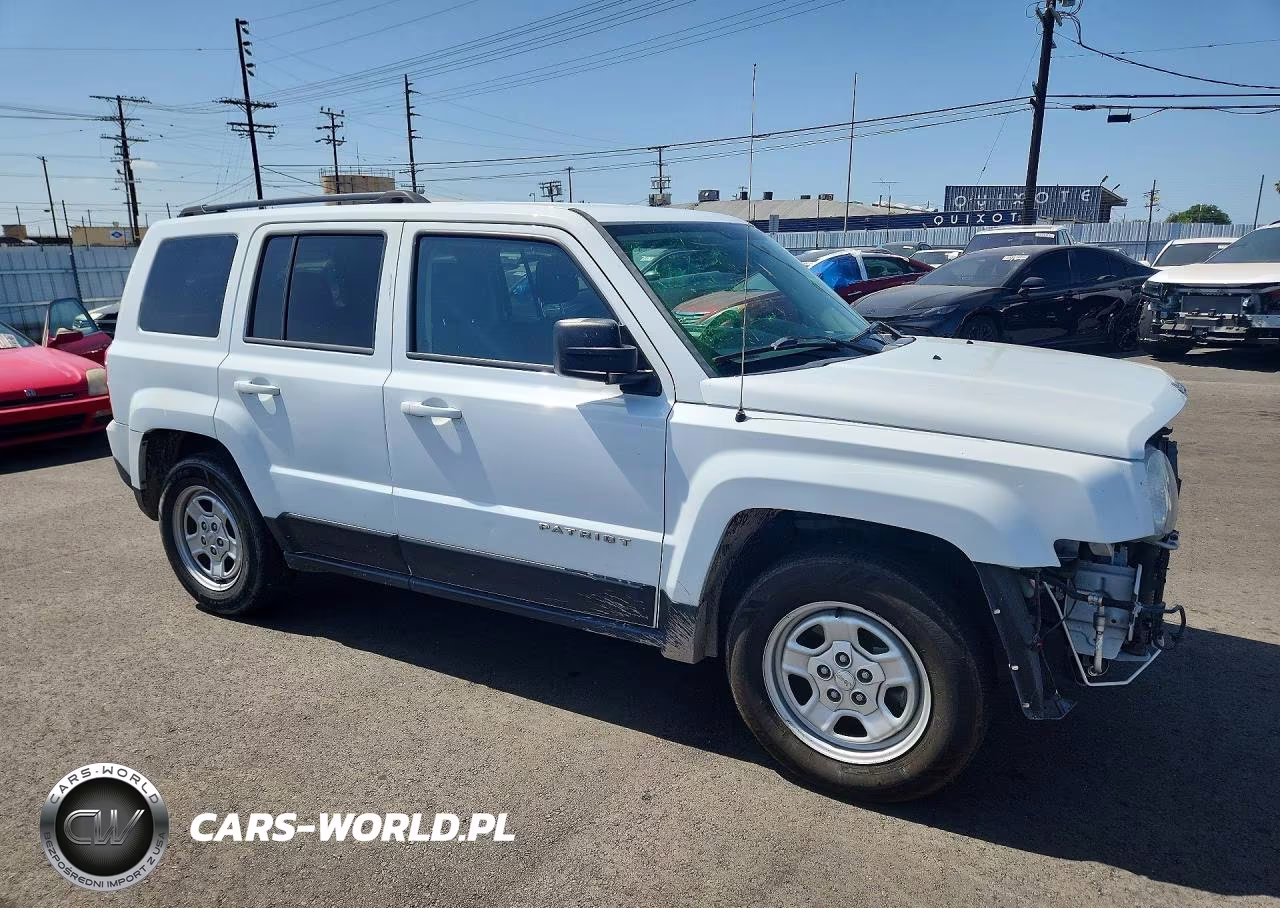 2016 Jeep Patriot Sport VIN:1C4NJPBA3GD525915 - 4
