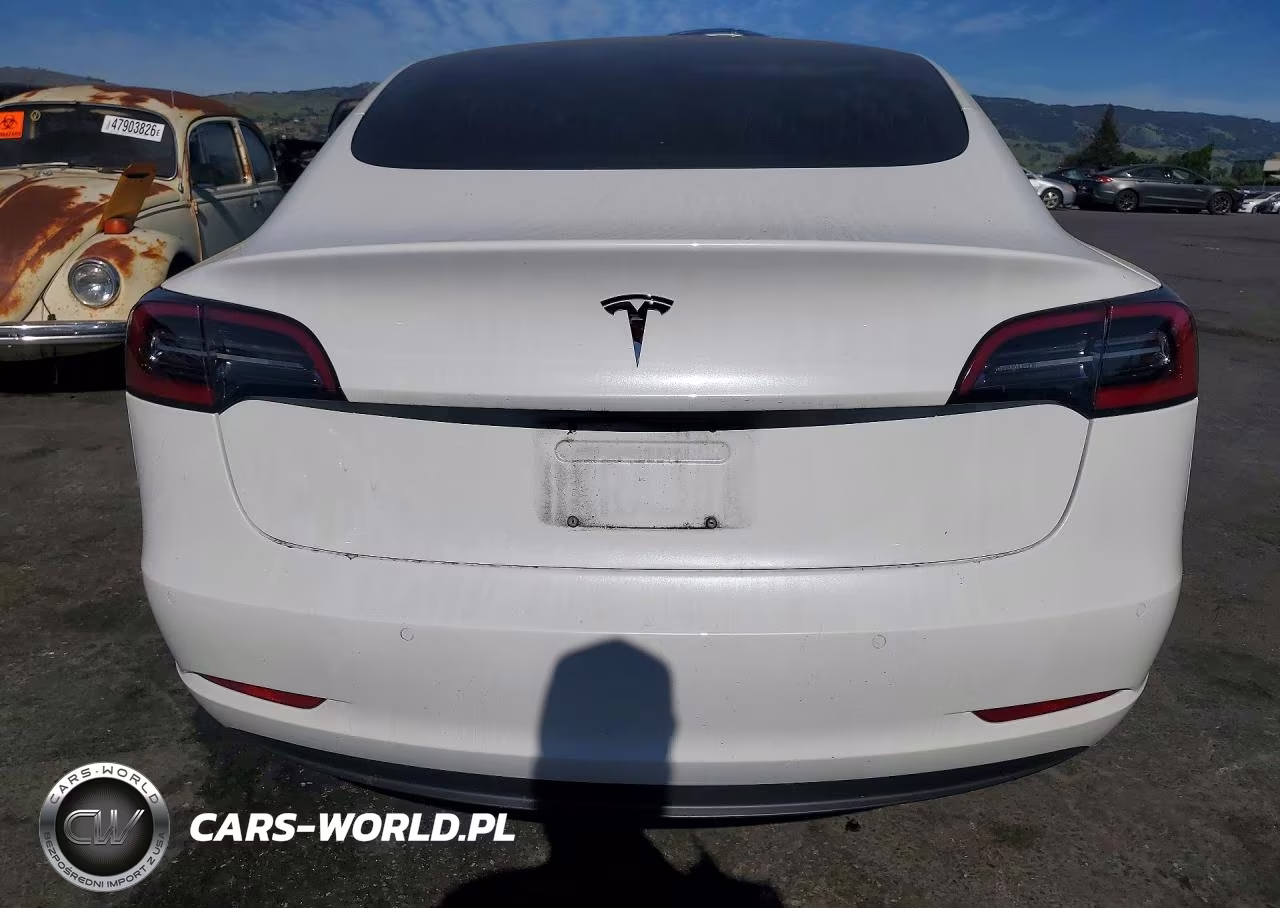 2018 Tesla Model 3 VIN:5YJ3E1EAXJF161657 - 6