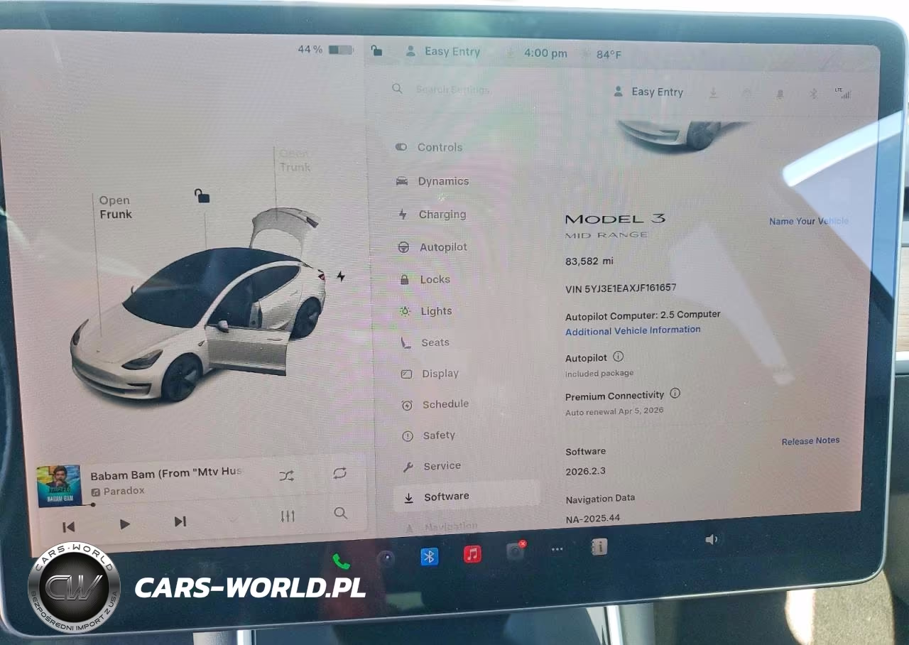 2018 Tesla Model 3 VIN:5YJ3E1EAXJF161657 - 9