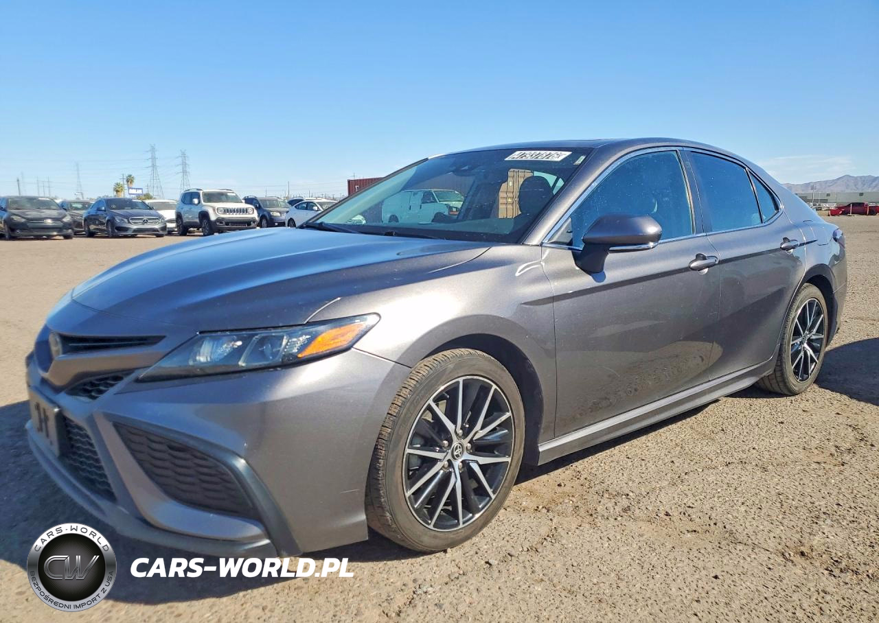 2021 Toyota Camry Se