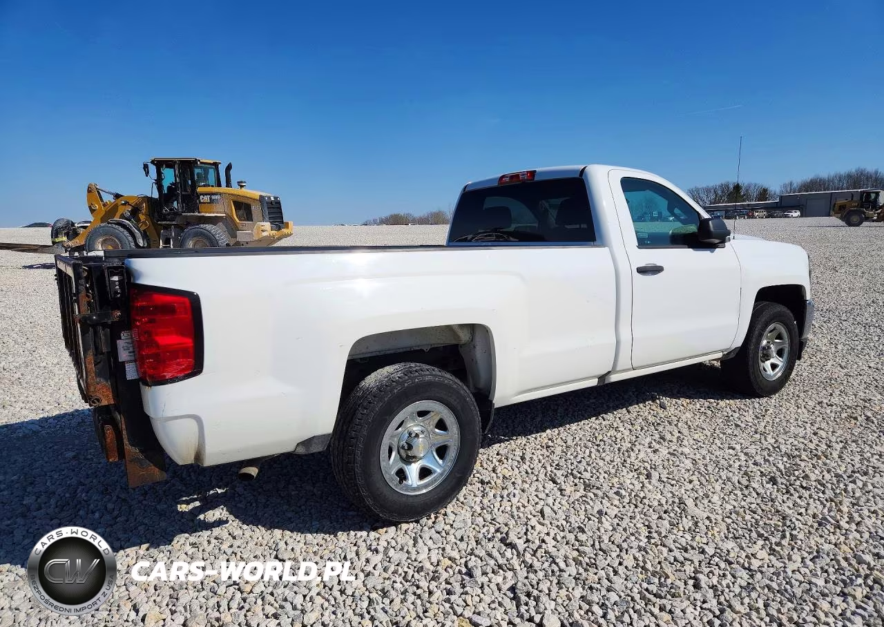 2018 Chevrolet Silverado C1500 VIN:1GCNCNEH9JZ257308 - 3