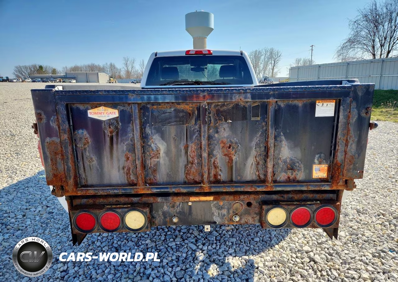 2018 Chevrolet Silverado C1500 VIN:1GCNCNEH9JZ257308 - 6