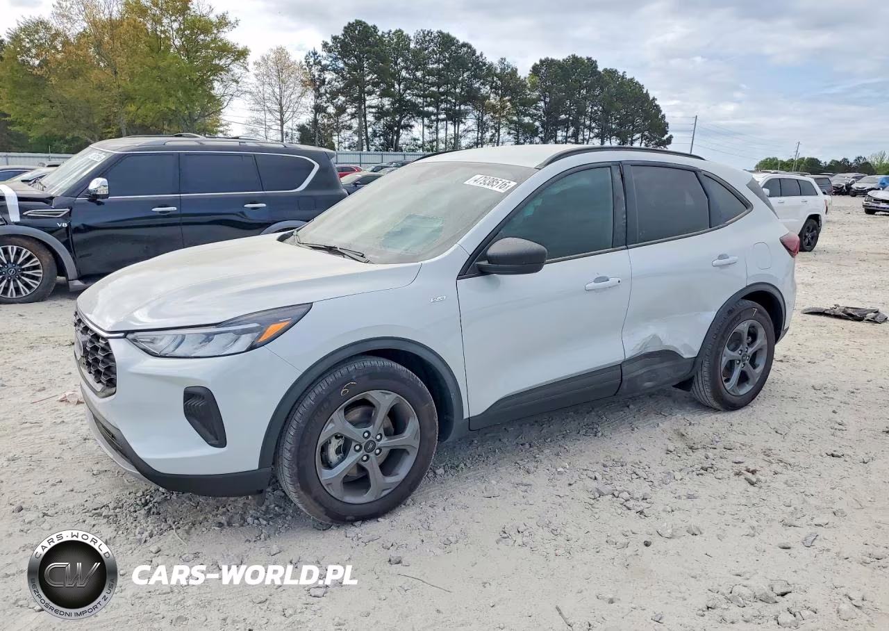 2026 Ford Escape St Line