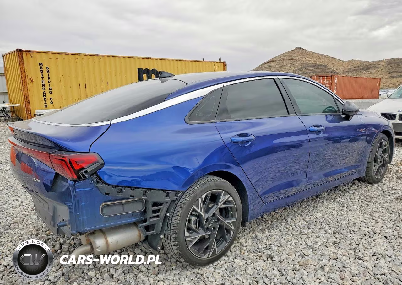 2025 Kia K5 VIN:KNAG64J77S5379663 - 3