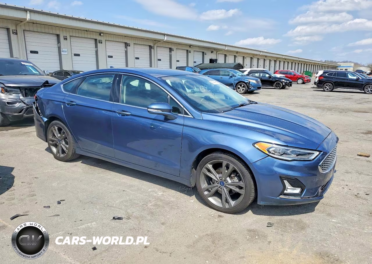 2019 Ford Fusion Titanium VIN:3FA6P0D92KR124181 - 4