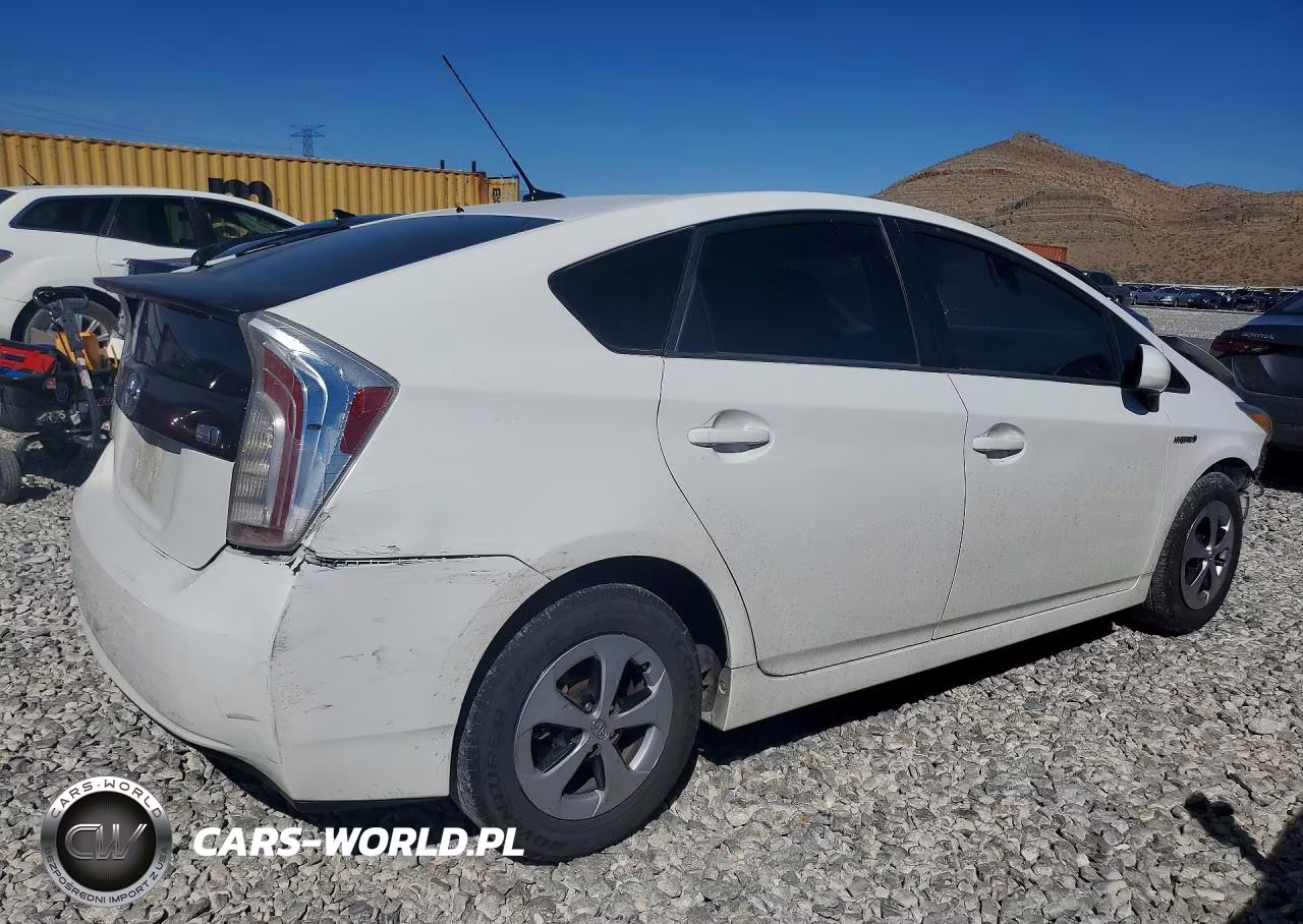 2014 Toyota Prius Three VIN:JTDKN3DU8E0384268 - 3