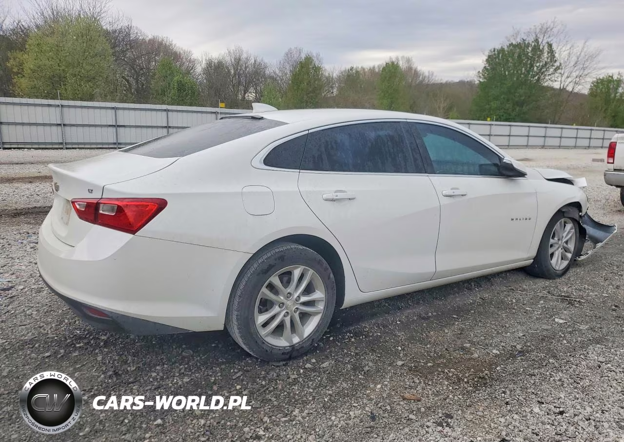 2017 Chevrolet Malibu Lt VIN:1G1ZE5ST8HF262363 - 3
