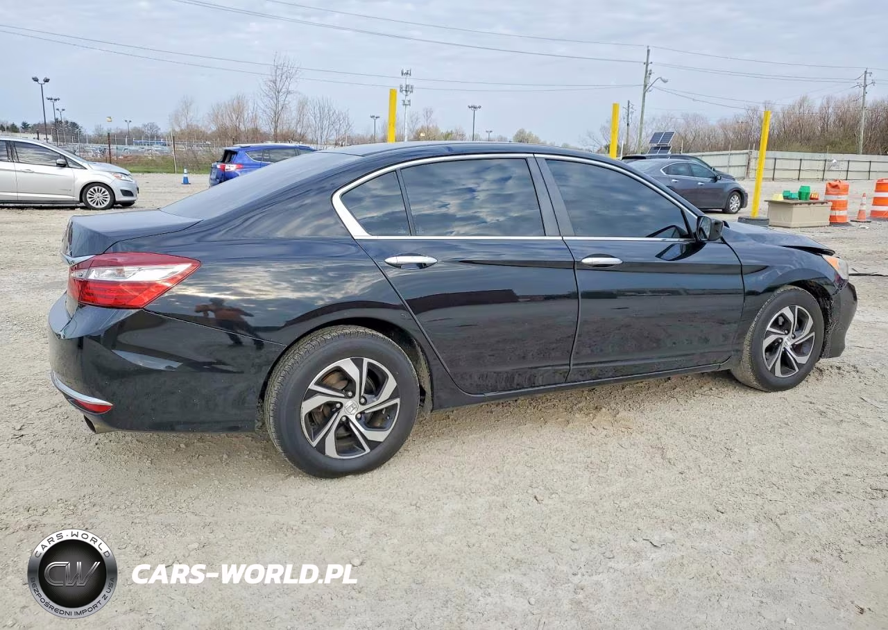 2017 Honda Accord Lx VIN:1HGCR2F31HA268773 - 3