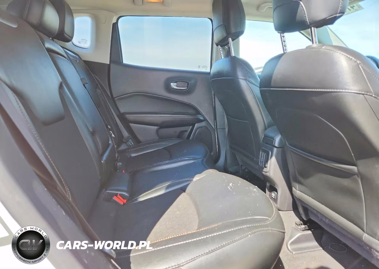 2020 Jeep Compass Latitude VIN:3C4NJDBB6LT236345 - 11