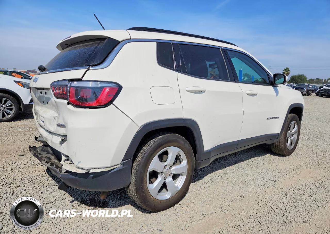 2020 Jeep Compass Latitude VIN:3C4NJDBB6LT236345 - 3