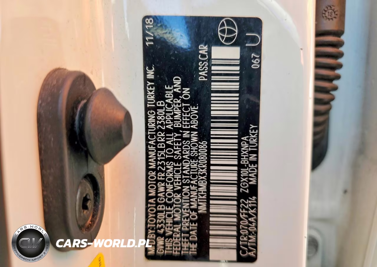 2019 Toyota C-Hr Xle VIN:NMTKHMBX3KR080086 - 13