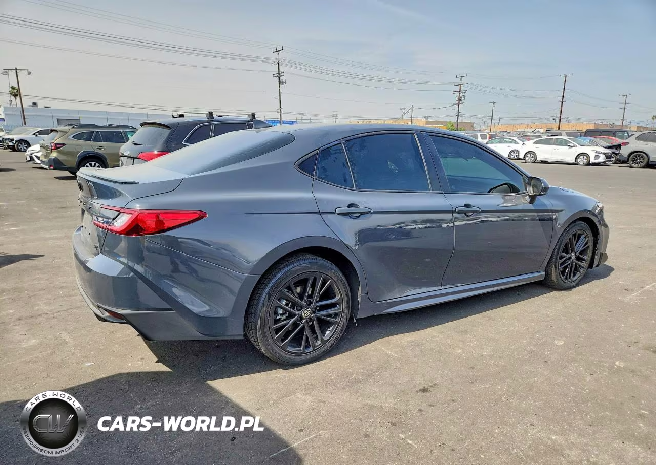 2025 Toyota Camry Se VIN:4T1DAACK2SU542046 - 3