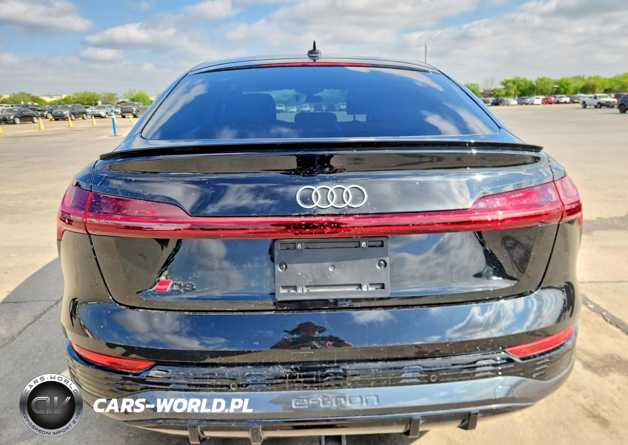2024 Audi Q8 E-Tron Sportback Premium Plus VIN:WA1CAAGE7RB005967 - 6