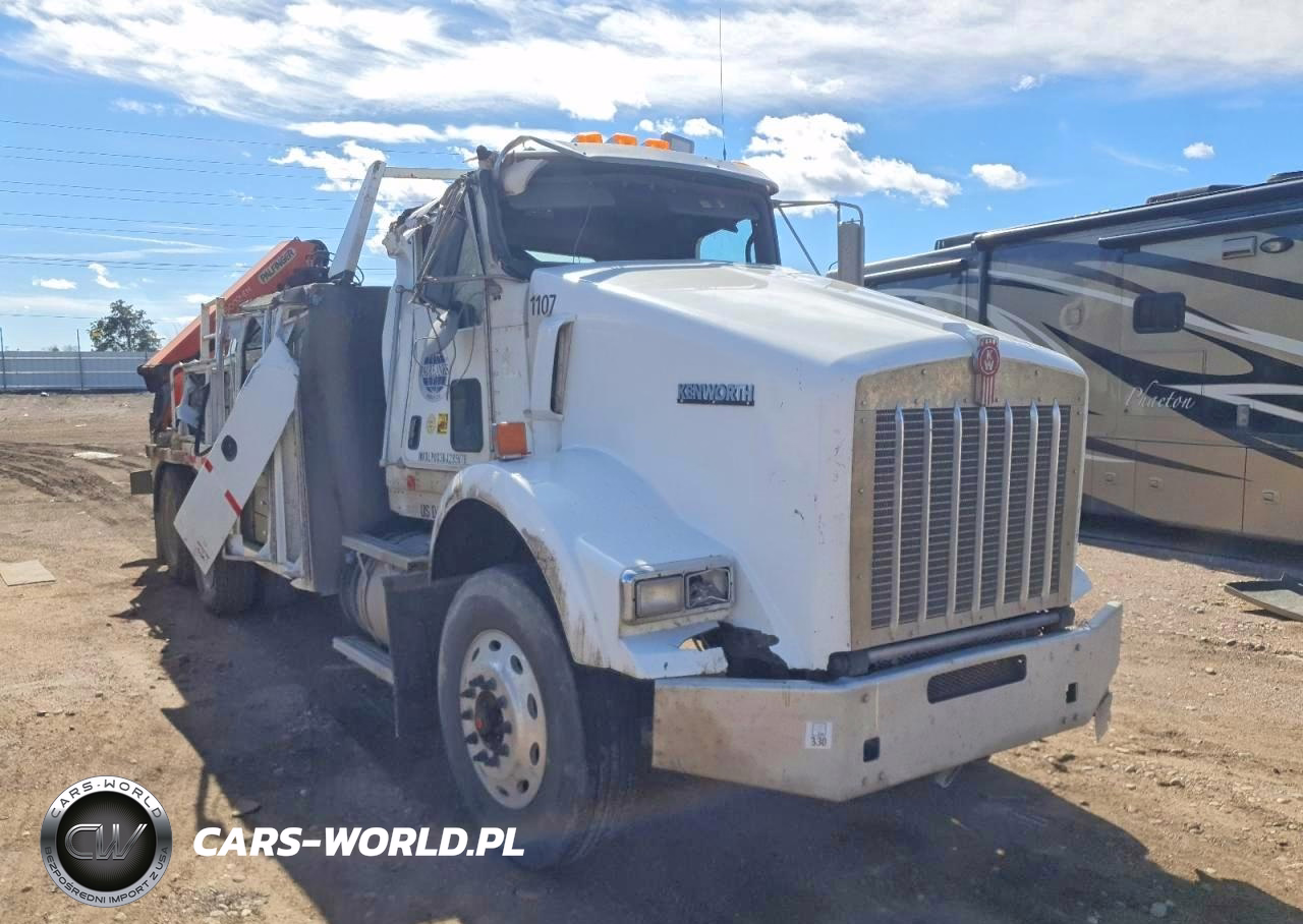 2011 Kenworth Construction T800