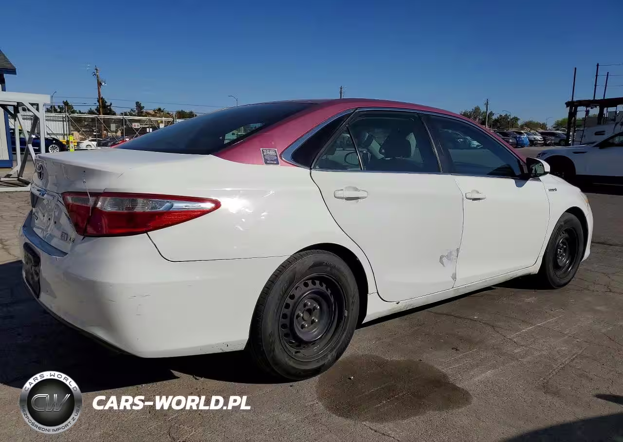 2016 Toyota Camry Hybrid Le VIN:4T1BD1FK1GU193298 - 3