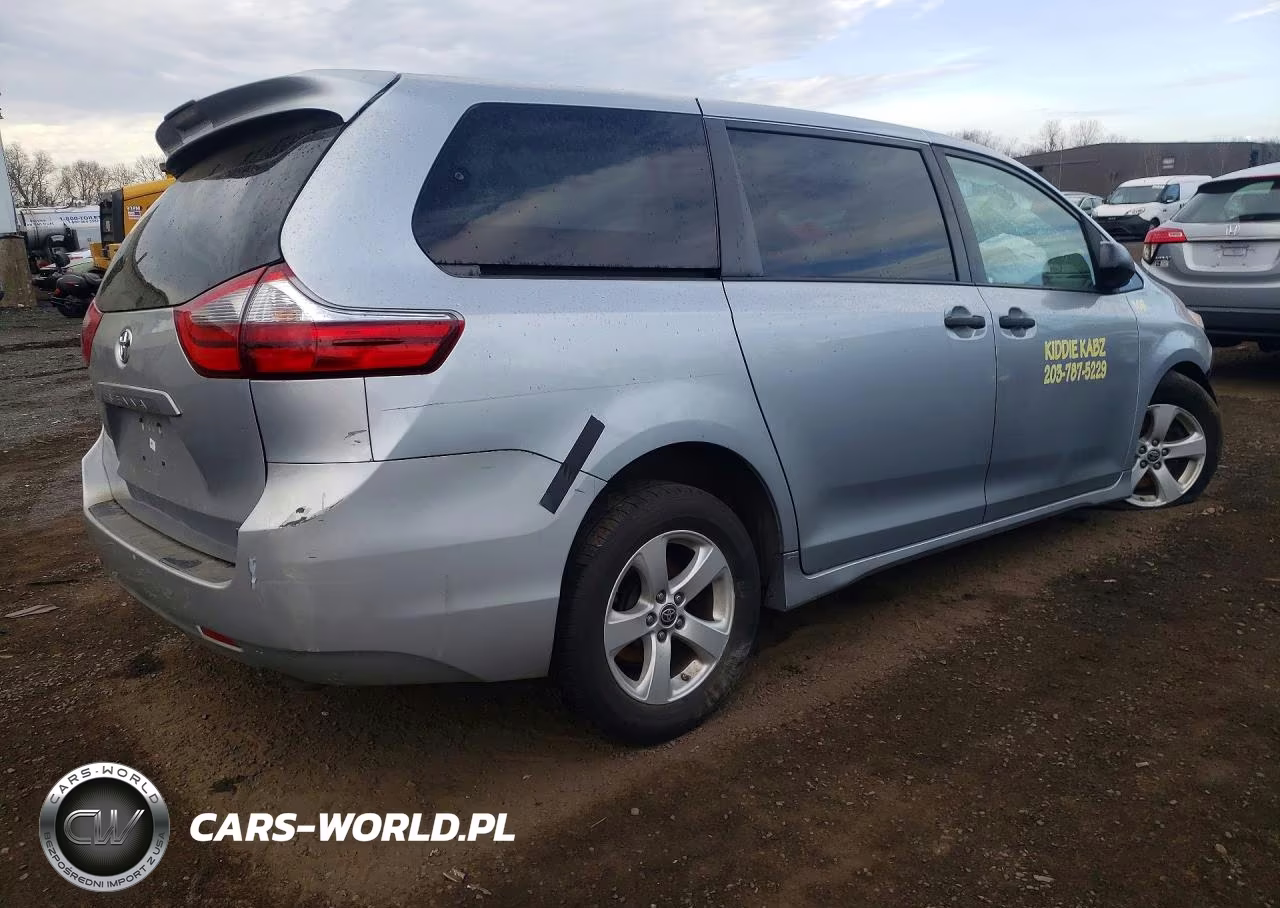 2020 Toyota Sienna L 7-Passenger VIN:5TDZZ3DC6LS082790 - 3