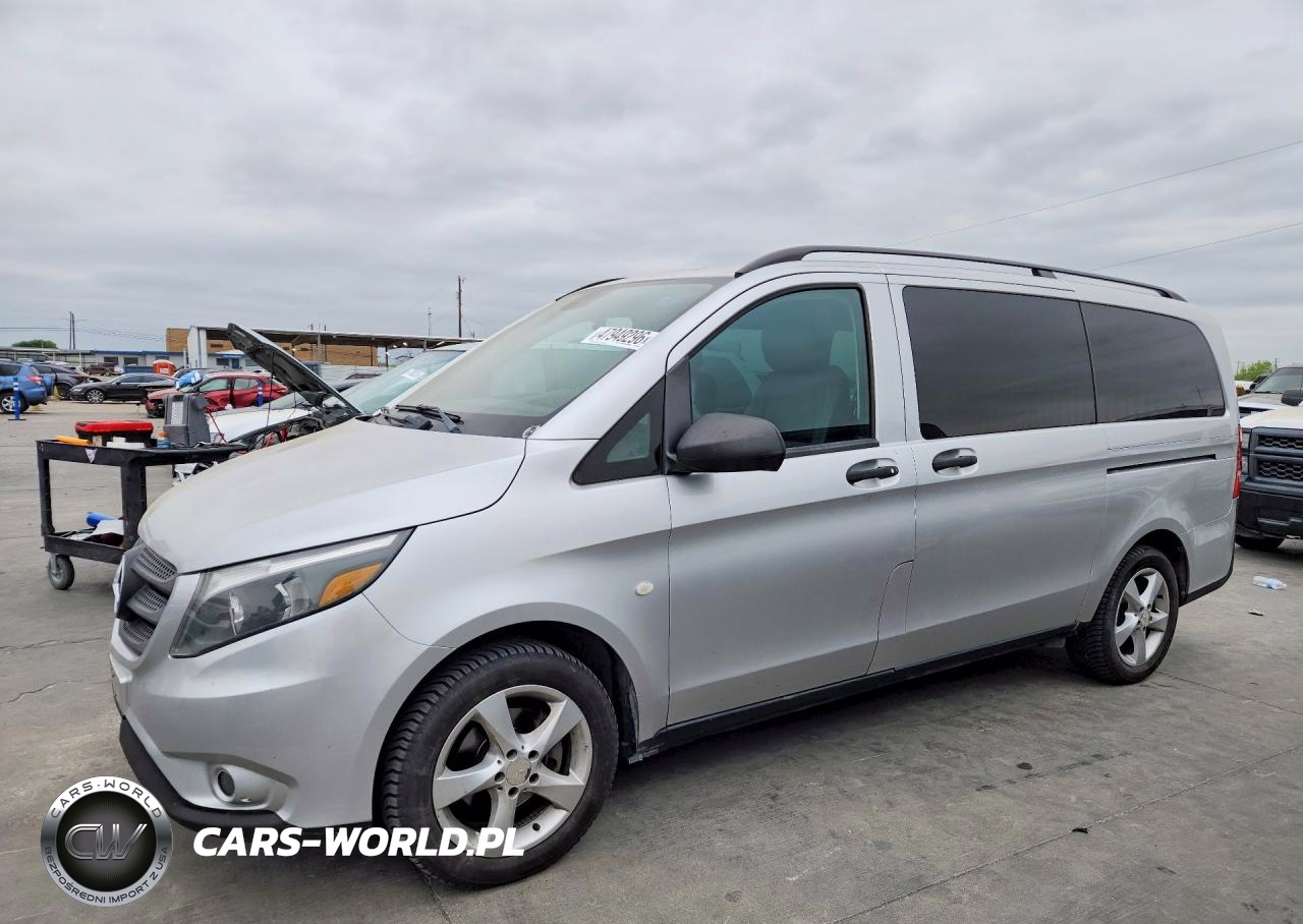 2016 Mercedes-Benz Metris