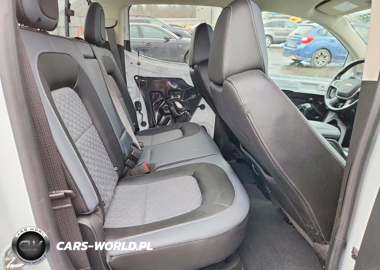 2022 Chevrolet Colorado Z71 VIN:1GCGTDENXN1309400 - 10