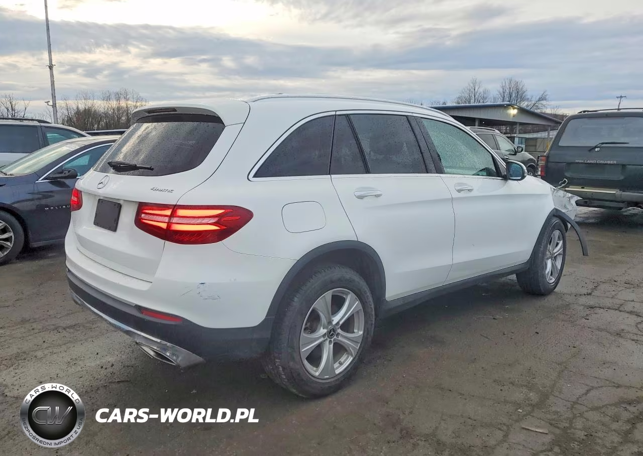 2017 Mercedes-Benz Glc 300 4Matic VIN:WDC0G4KB0HF222994 - 3