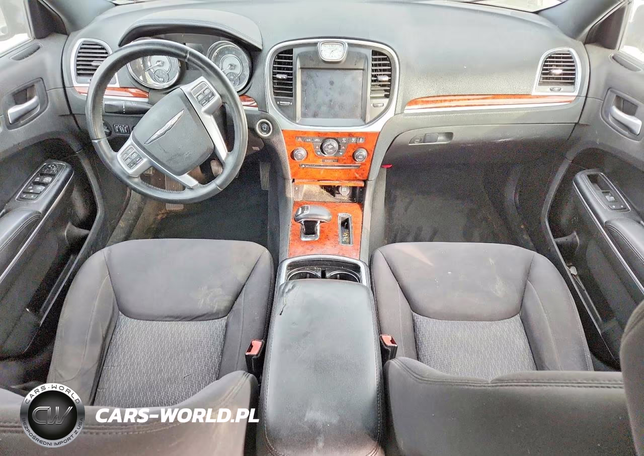 2012 Chrysler 300 VIN:2C3CCAAG7CH227275 - 8