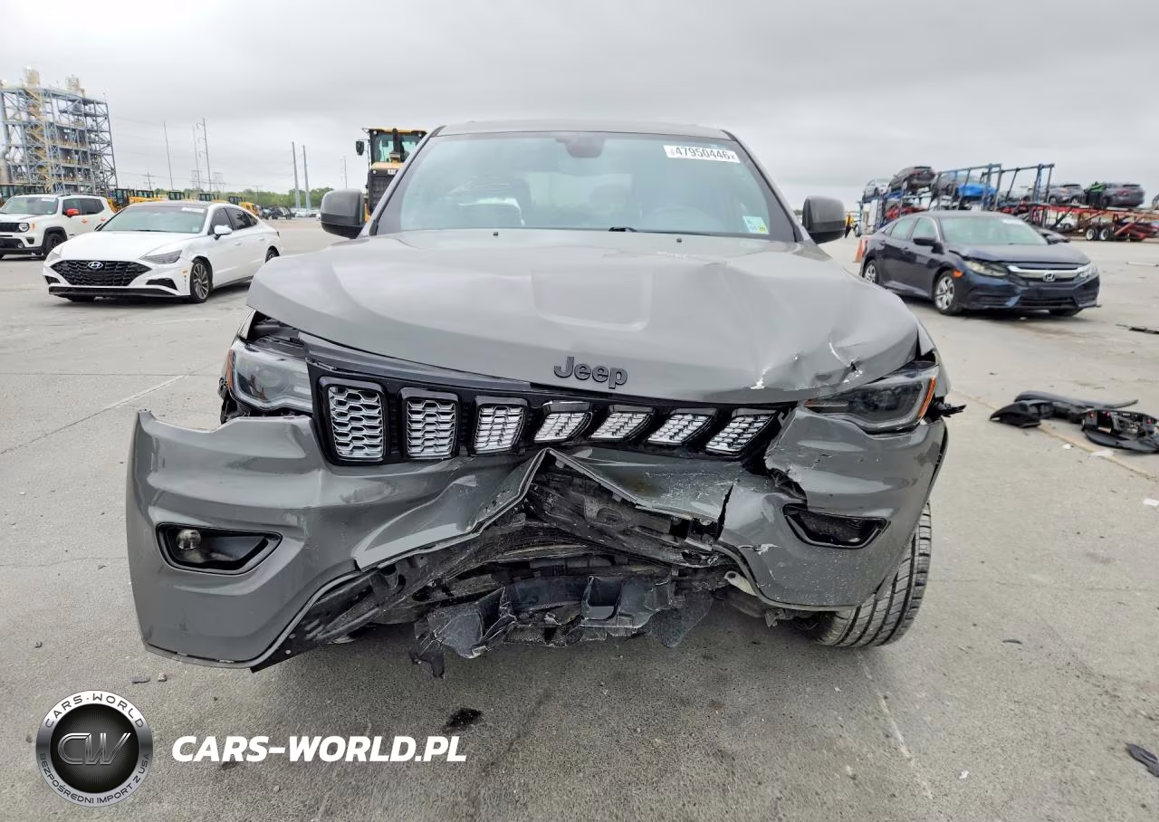 2020 Jeep Grand Cherokee Laredo VIN:1C4RJEAGXLC440047 - 5