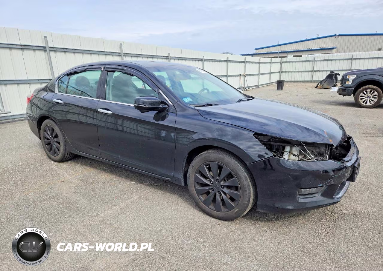 2014 Honda Accord Touring VIN:1HGCR3F91EA032324 - 4