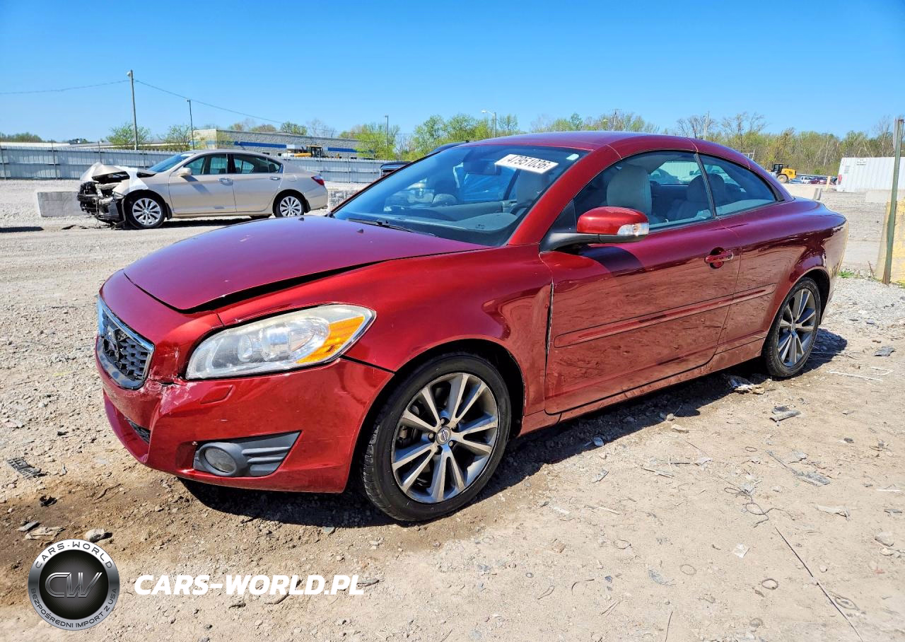 2011 Volvo C70 T5