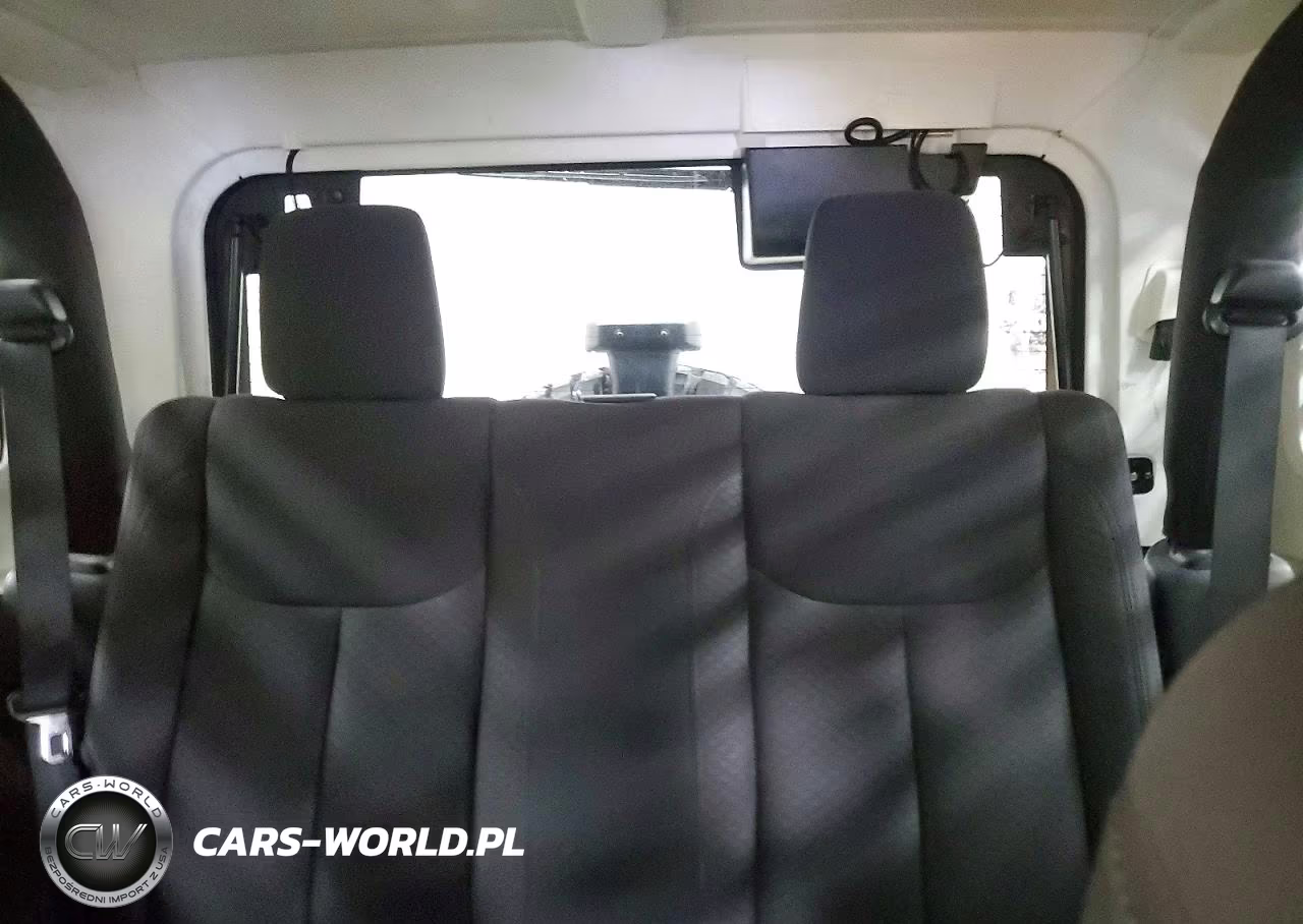 2015 Jeep Wrangler Sport VIN:1C4AJWAG8FL549310 - 10