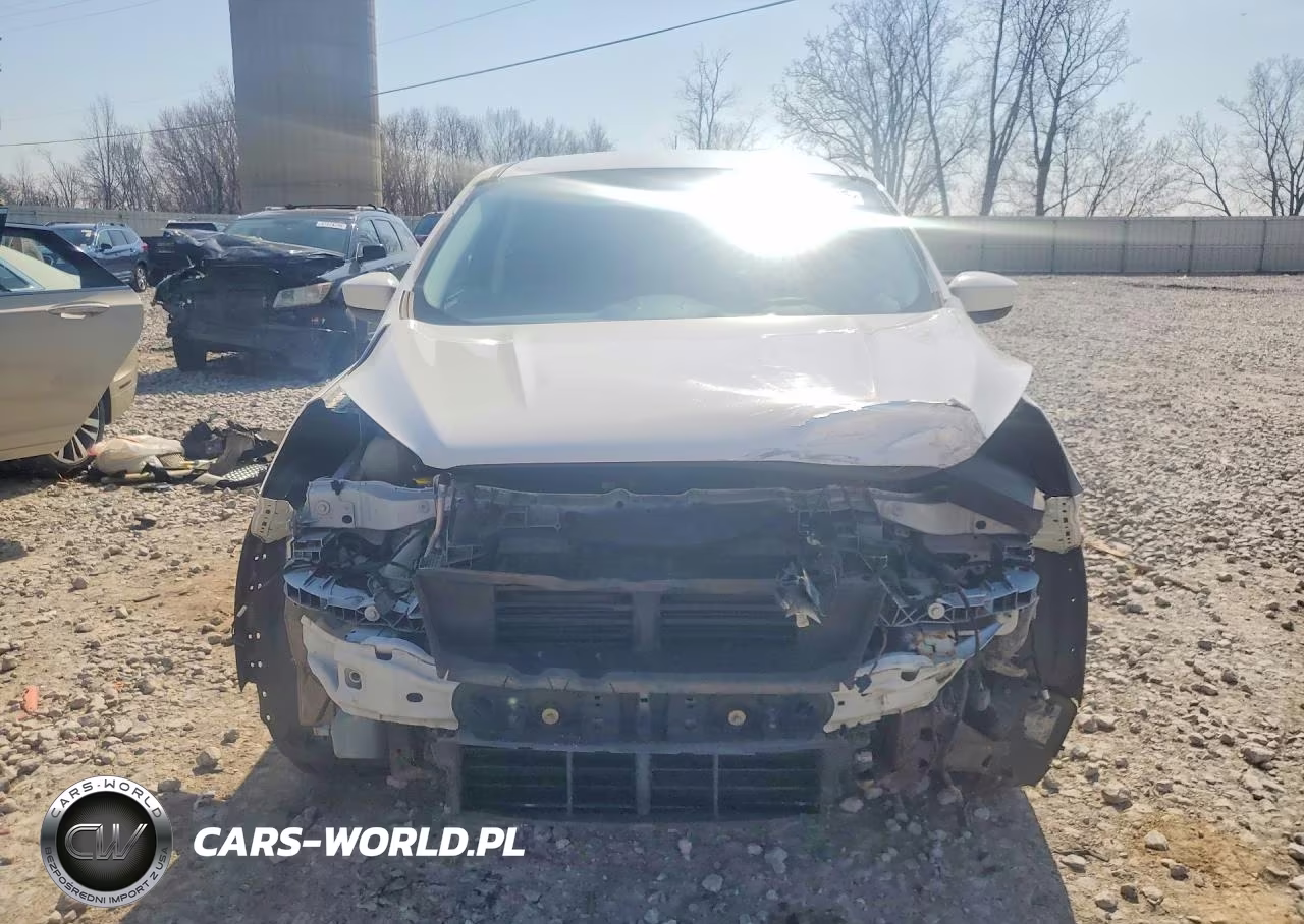 2017 Ford Escape Se VIN:1FMCU0GD7HUD74759 - 5